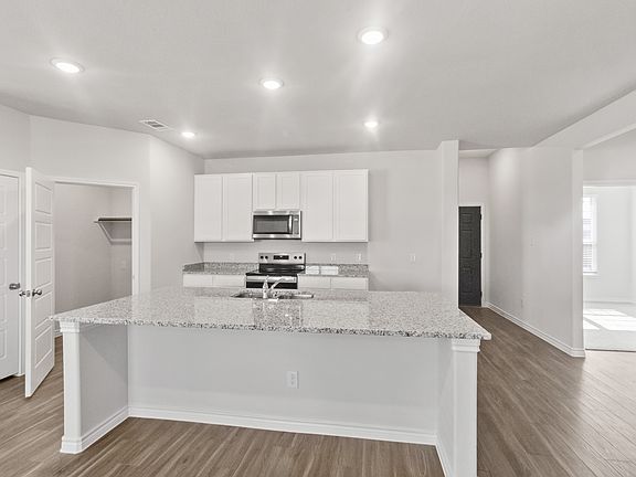 2nd image of 1028 Wingjet Way