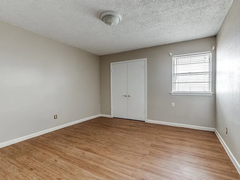 6728 N Meridian Ave #F — Photo 31