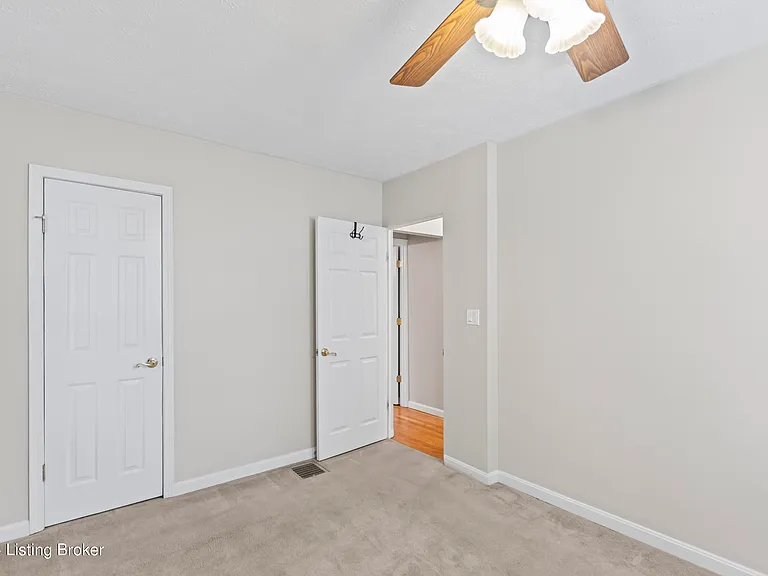 3810 Norbourne Blvd — Photo 13
