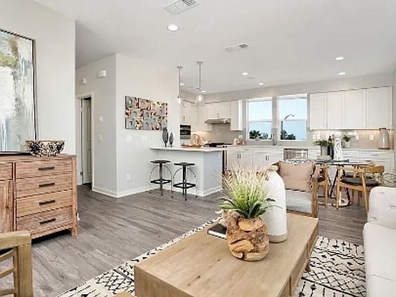 5th image of 13480 Lopelia Meadows Pl #102