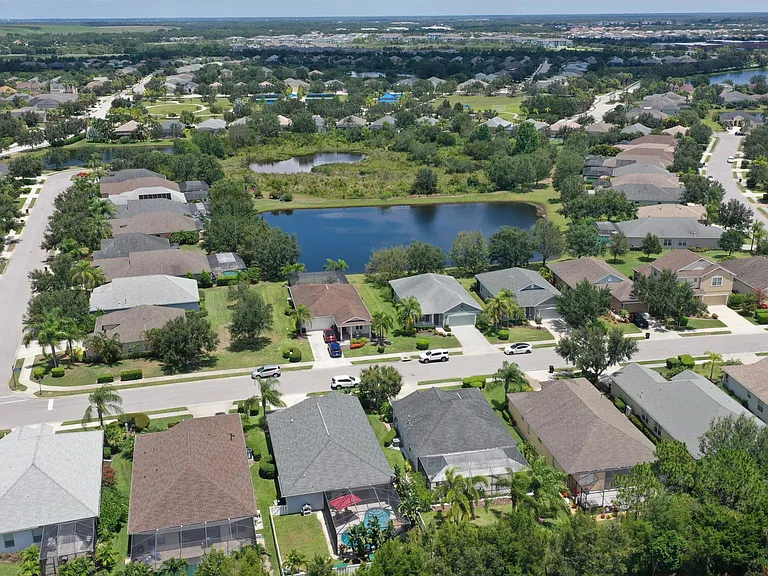 11790 Forest Park Cir — Photo 46