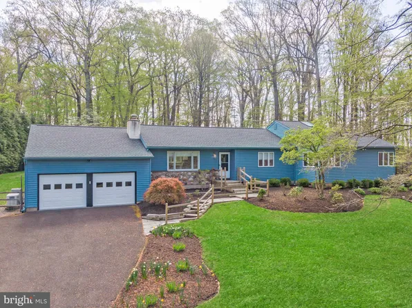 6948 Ely Rd, New Hope, PA 18938