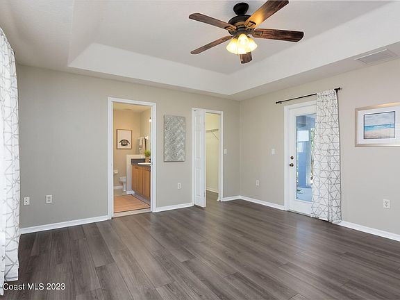 5th image of 22 E Avenue B