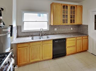 660 Beacon St APT 2, Oakland, CA 94610