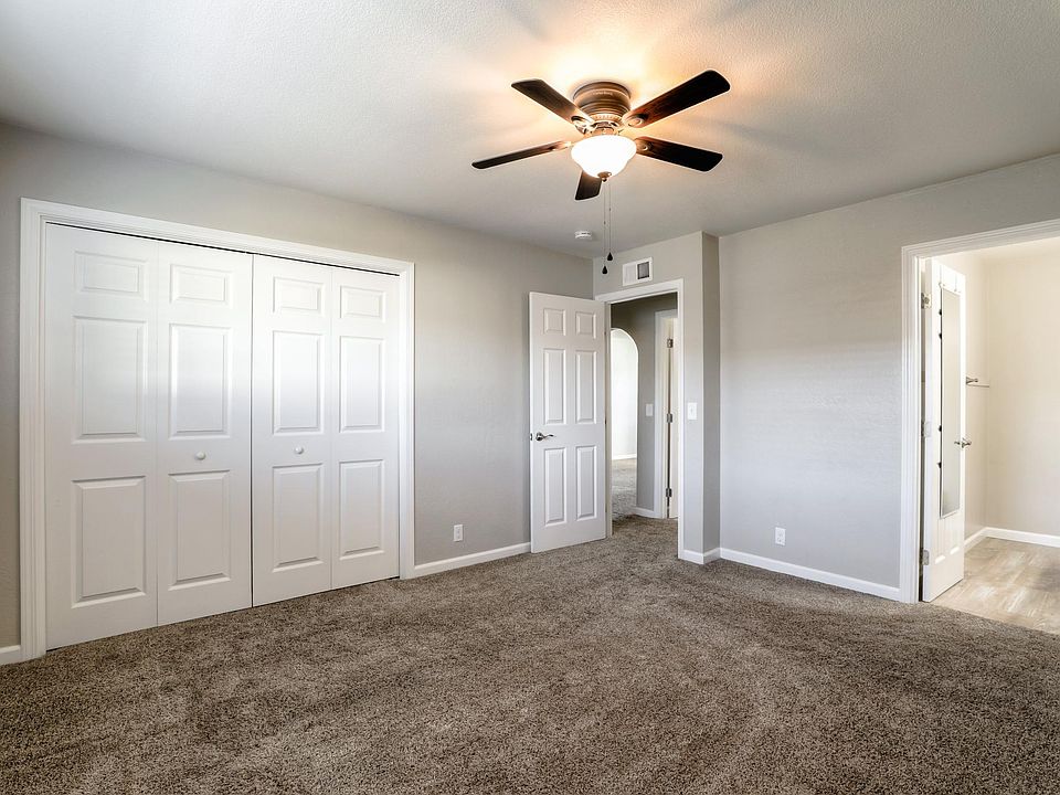 1st image of 559 Firloch Ave APT 3
