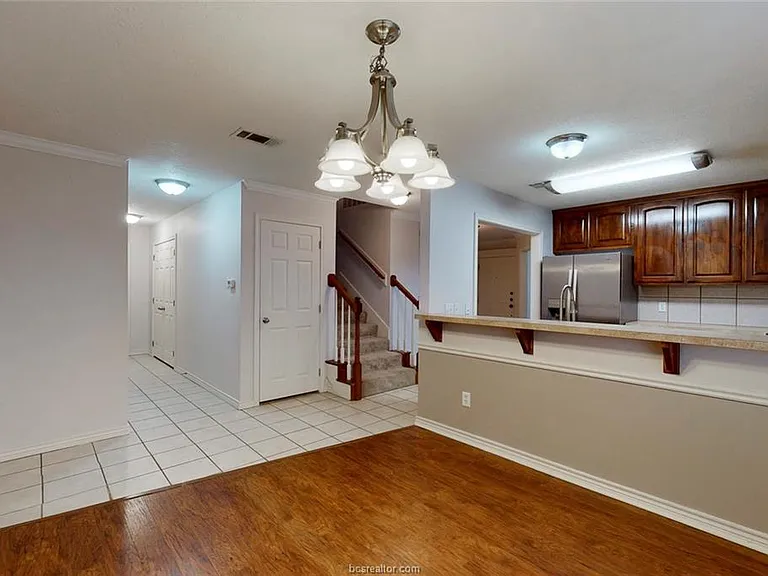4015 Pomel Dr — Photo 4