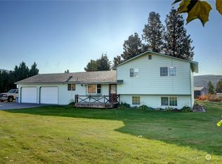 339 Omak River Rd, Omak, WA 98841