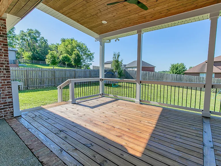 122 Buckhaven Dr — Photo 44