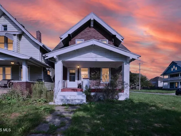 1025 Radcliffe Dr, Toledo, OH 43609