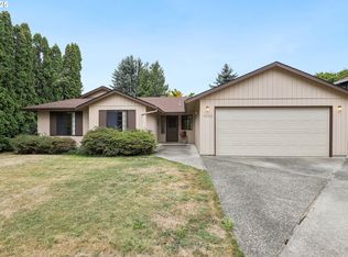 4060 SW 8th St, Gresham, OR 97030