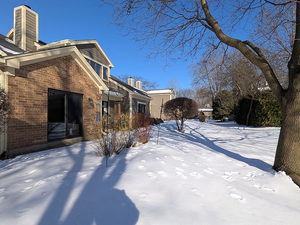 2nd image of 1328 Downs Pkwy #0