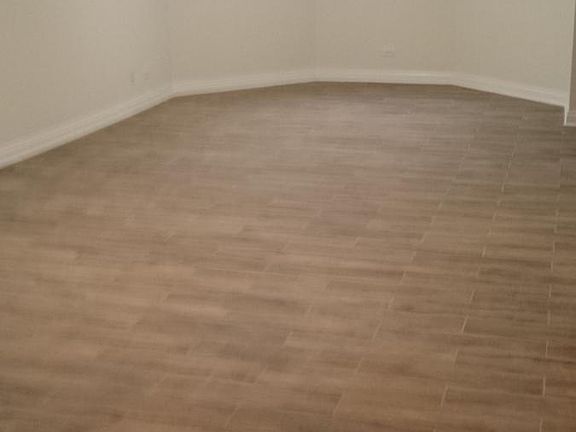 4th image of 1263 W Carmen Ave #G