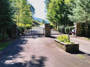 9 Eastview Trl, Ellijay, GA 30536