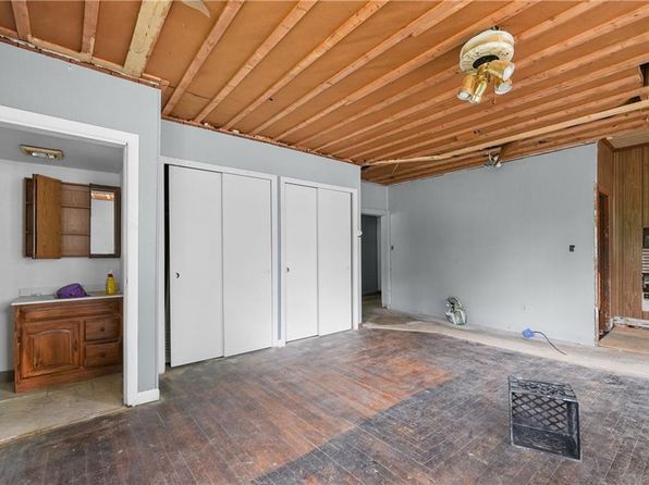 warwick-rhode-island-66003607 picture