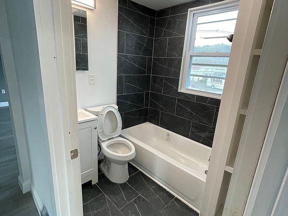 3rd image of 80 Belleville Ave #2