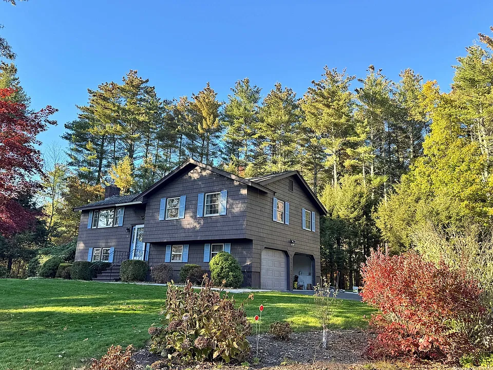 41 Guggins Ln