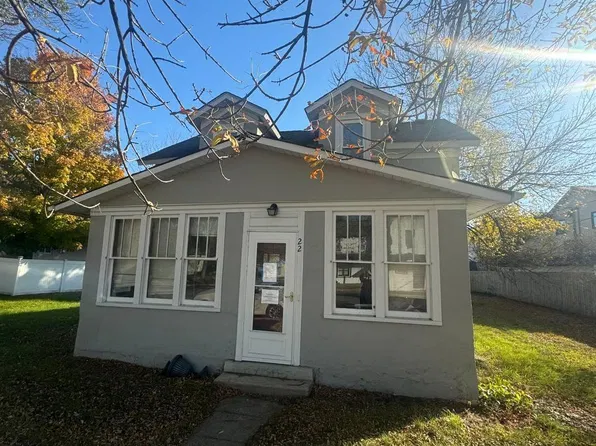 22 Hickory St N, Lester Prairie, MN 55354