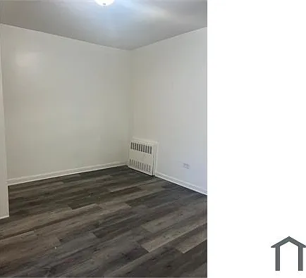 2 bed, $2,885 — Photo 2
