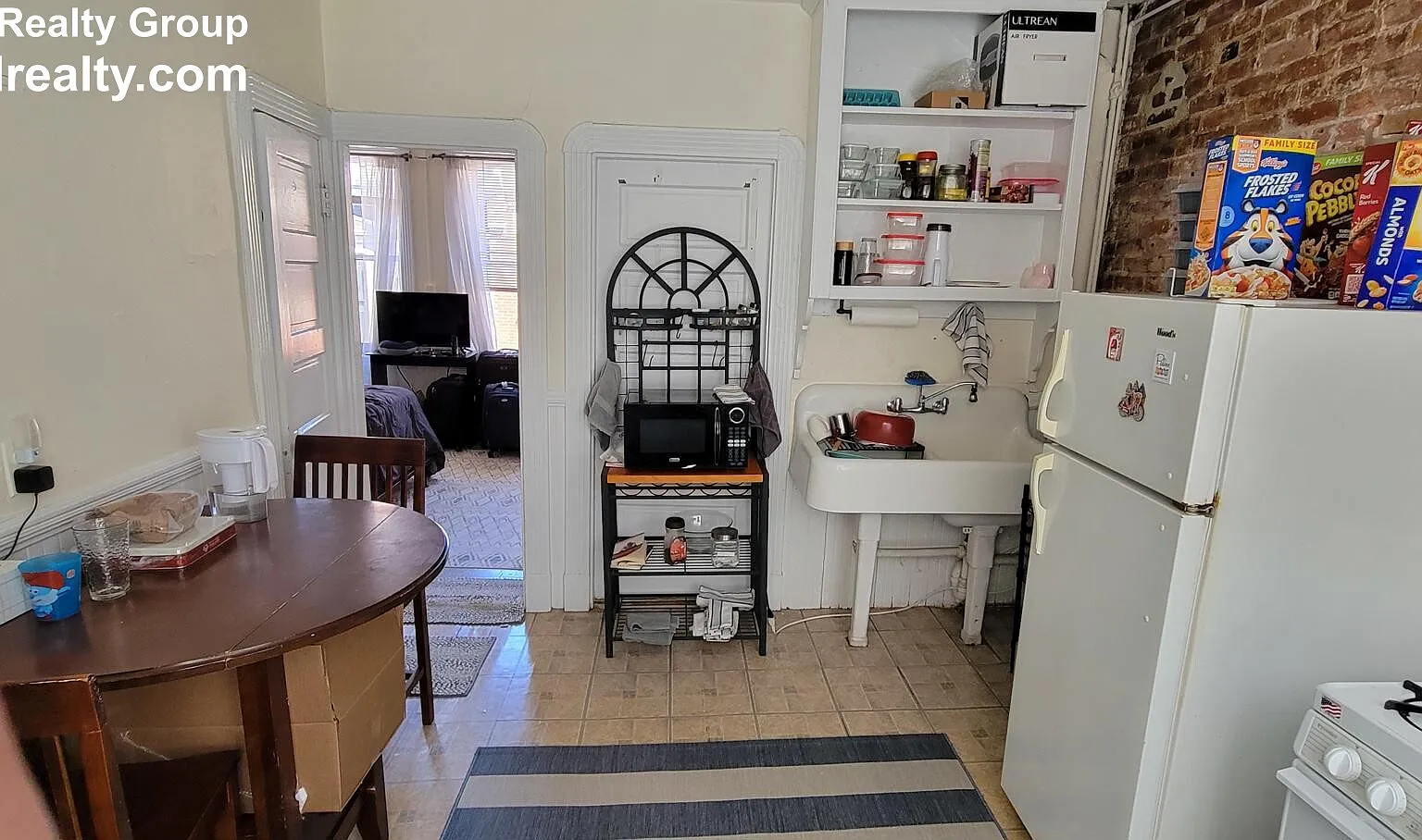 1 bed, 1.0 bath, $2,100 — Photo 2