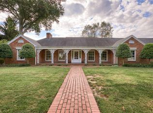 1830 Stratford Dr, Owensboro, KY 42301