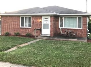 126 Scenic View Dr, Ephrata, PA 17522