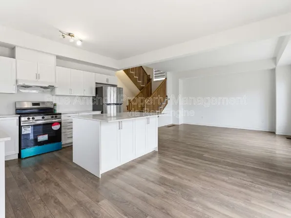 32 Bradden Cres, Belleville, ON K8N 0T8