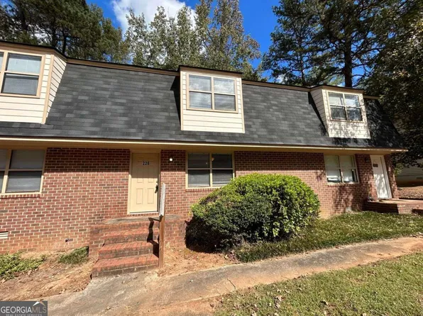 226 Highland Park Dr, Athens, GA 30605