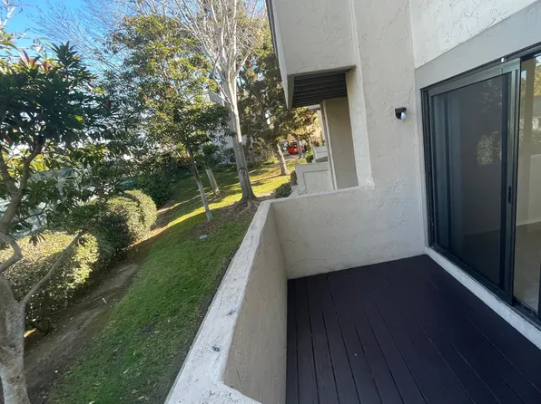 3233 Via Alicante Unit 46, La Jolla, CA 92037