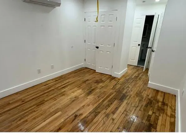 1126 Manor Ave APT 2R, Bronx, NY 10472