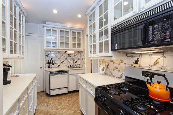 Sold by Brown Harris Stevens | media 25