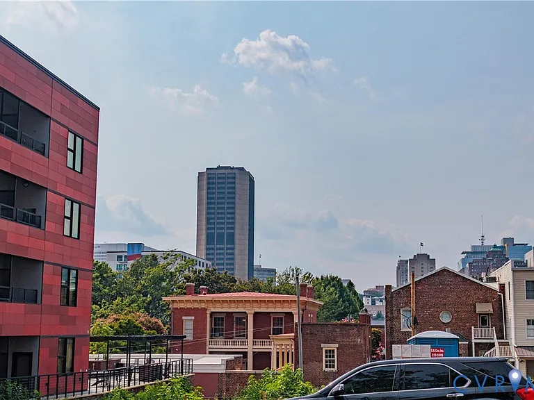 209 N 19th St #U31 — Photo 29