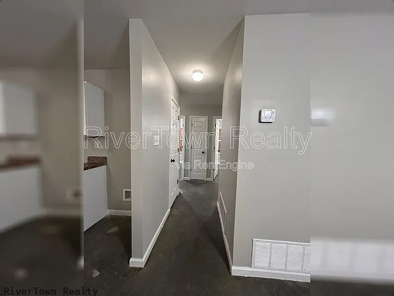 3858 Ajanders Dr — Photo 8