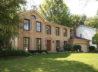 25W613 Summerfield Ct, Wheaton, IL 60189