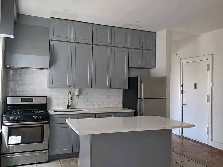 160 Wadsworth Ave #308 — Photo 4