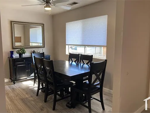 2 bed, 960 sqft, $3,300 — Photo 2