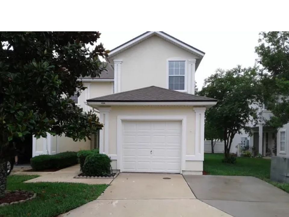 1st image of 834 Southern Creek Dr