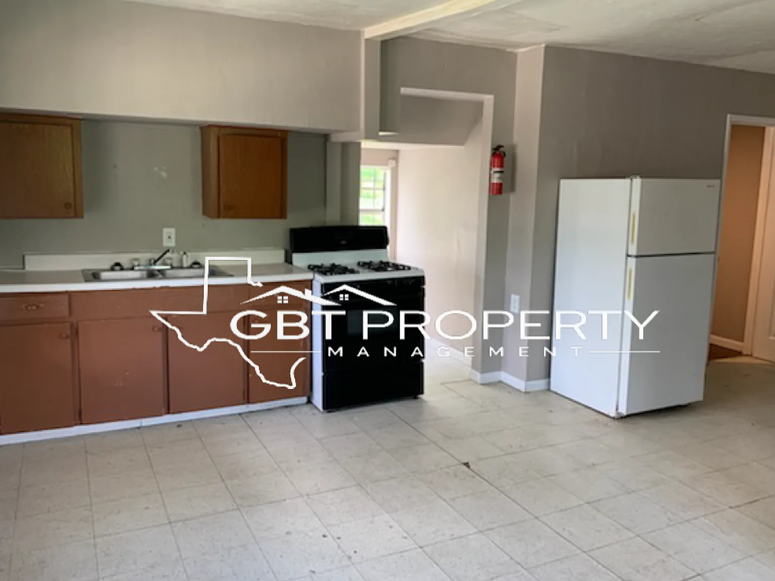 Sypgltxa- 516 Ave B — Photo 2