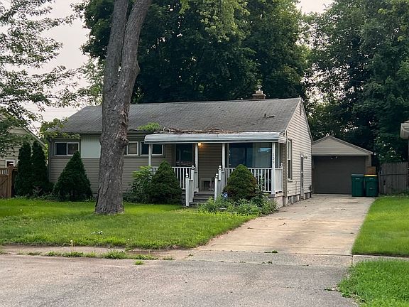 4th image of 539 Oaklawn Ave