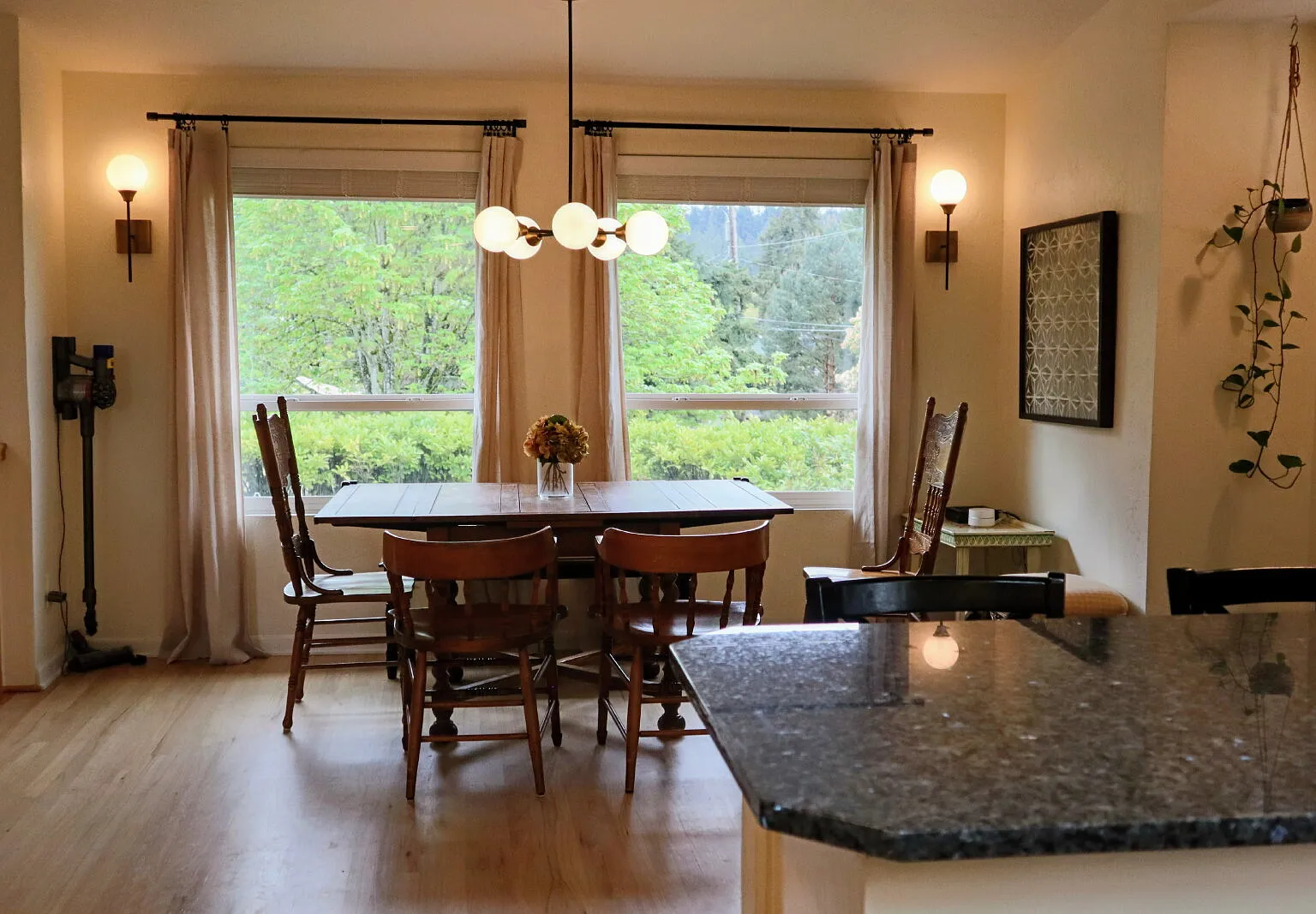 3 bed, 2.0 bath, $2,750 — Photo 4