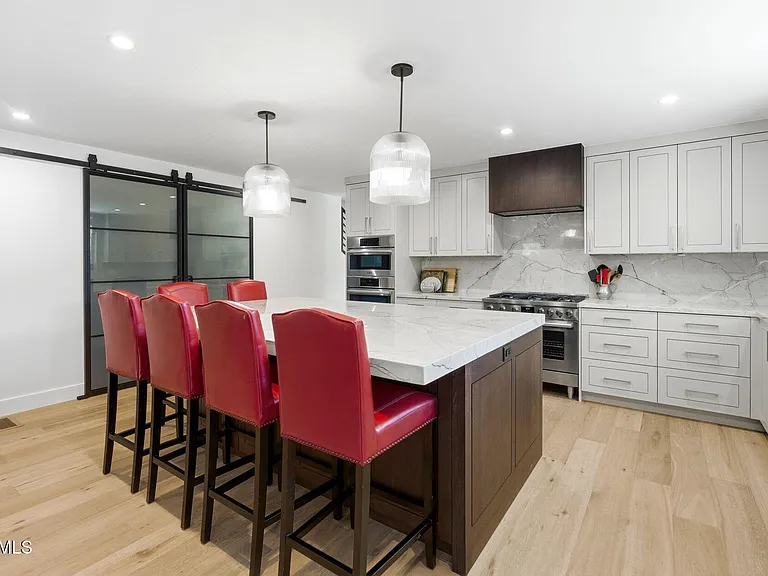 1503 Willow Loop — Photo 37