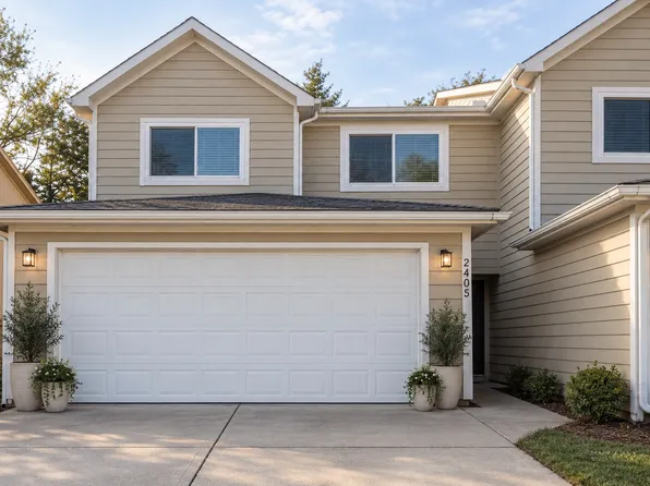 2405 Deerfield Blvd, Junction City, KS 66441