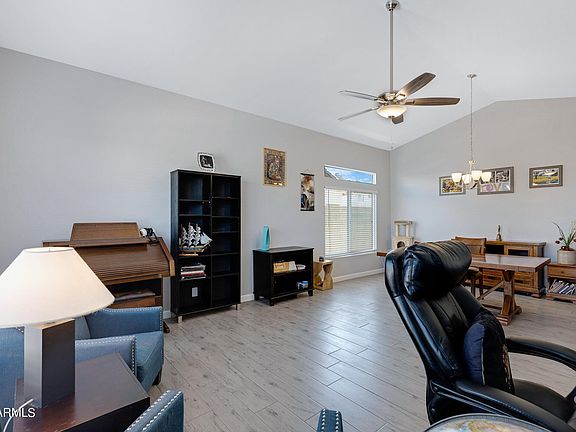4th image of 4137 E SAN ANGELO Avenue