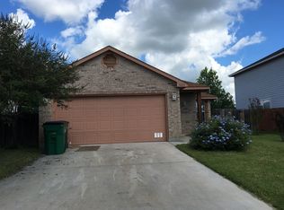 3421 Rob Roy St, Seguin, TX 78155