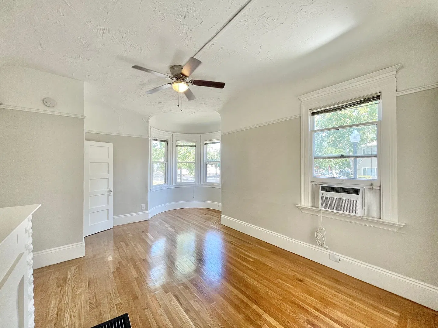 2600 N Street — Photo 2