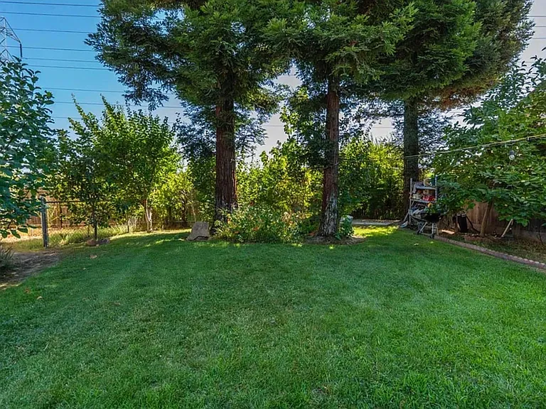 5742 W Palo Alto Ave — Photo 19