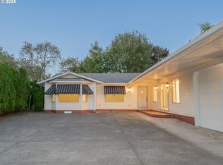 5739 NE Sumner St, Portland, OR 97218