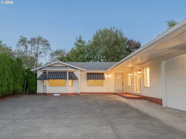 5739 NE Sumner St, Portland, OR 97218