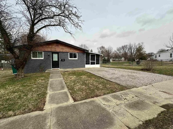 512 E Walnut St, Greentown, IN 46936