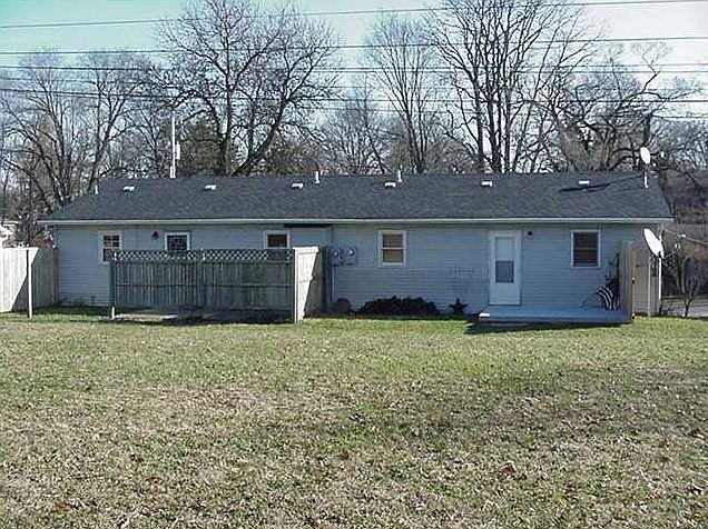 2nd image of 146 Dewey Ave