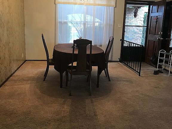 3rd image of 8005 Krim Dr NE